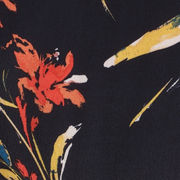 New!Leith Ruffle Tie Front Crop Top Dark Navy Blue - Picture 5 of 5